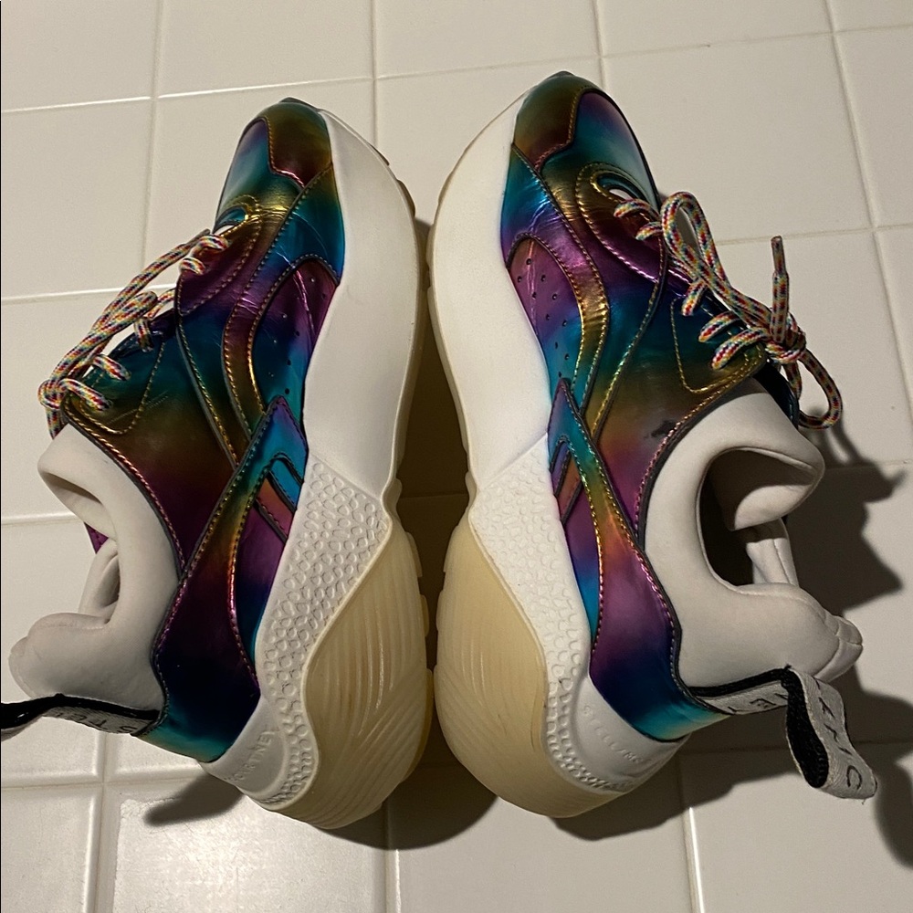 Stella McCarthy Metallic Eclypse Sneakers - Picture 3 of 8